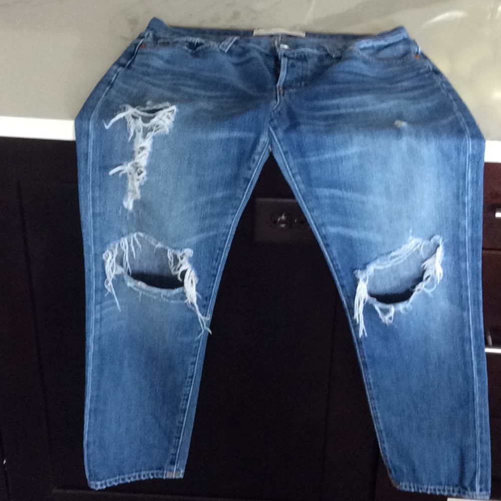 Women’s boyfriend gap jeans